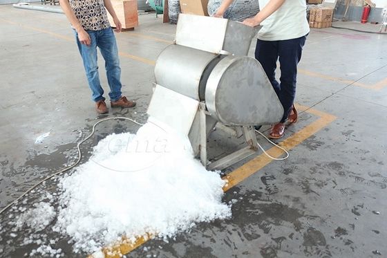 Máy nghiền đá thương mại 230W 100kg / phút ngoài trời